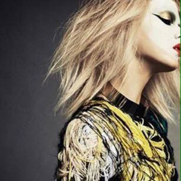 Meet your Posher, Roya - Picture 1 of 1